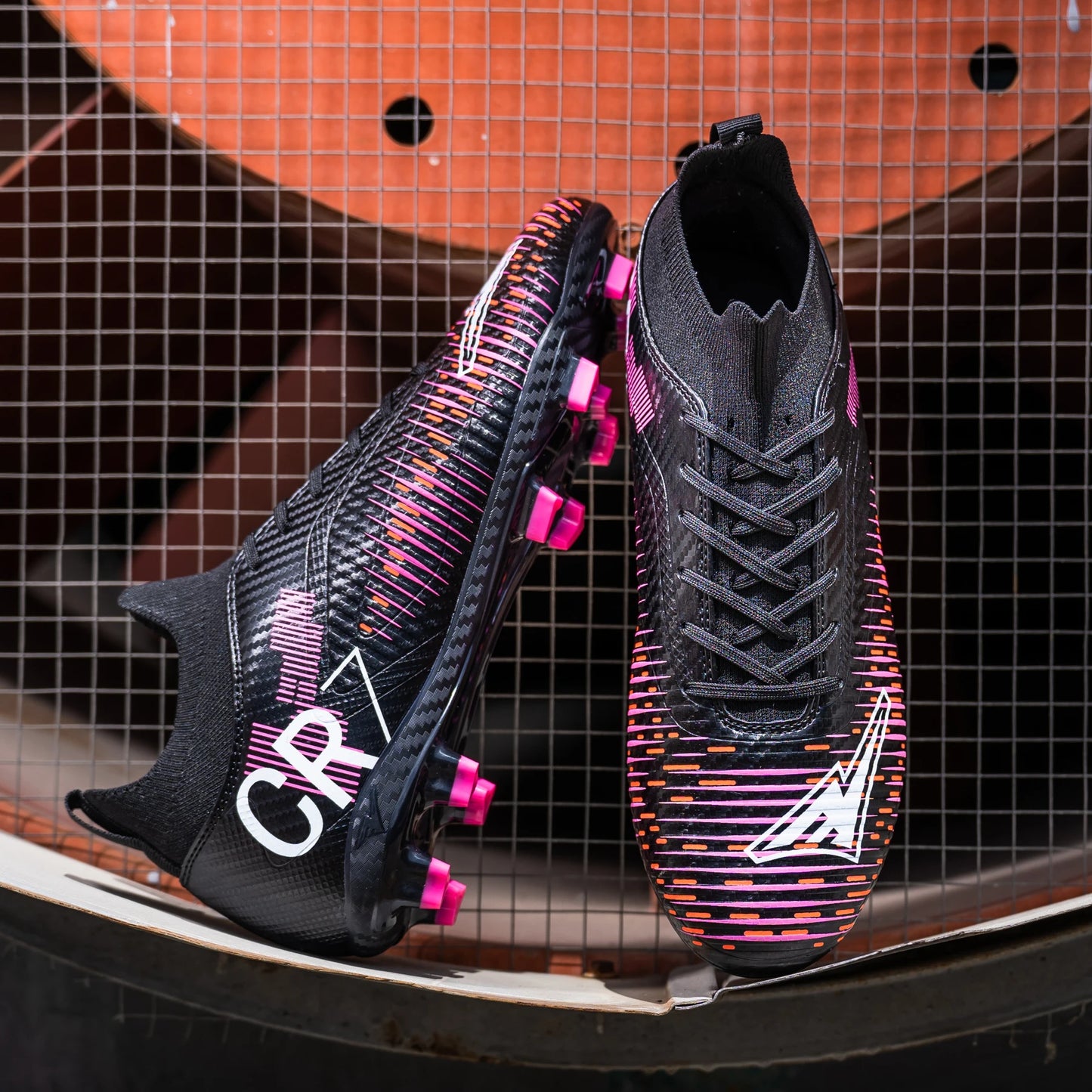 Chaussures de Football unisexes, hauts à lacets, pointes antidérapantes, Sports de plein air, crampons de Football athlétiques pour baskets d'entraînement professionnel