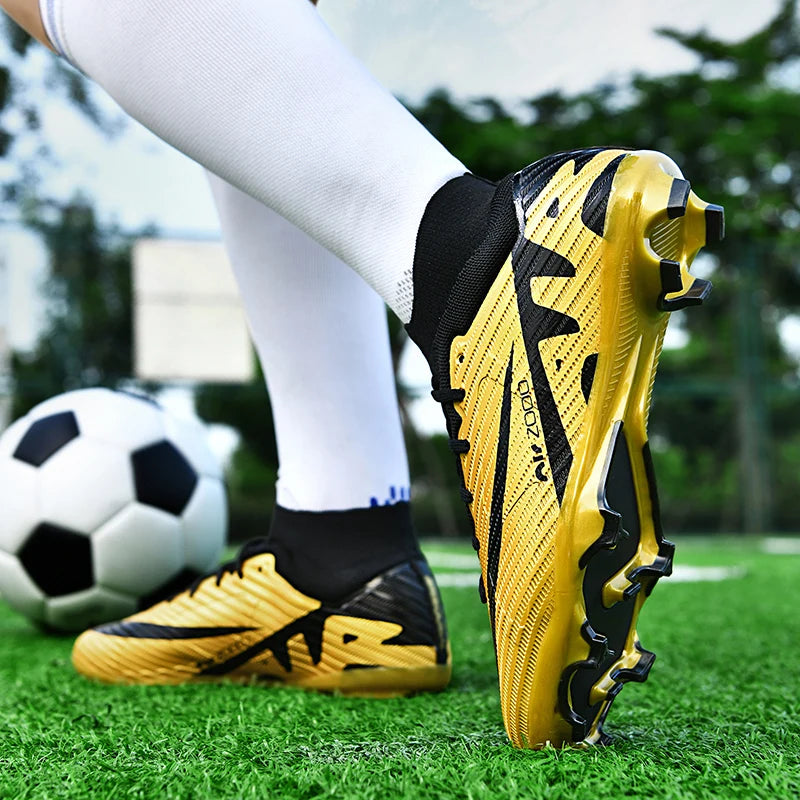 Original nouveaux hommes chaussures de Football chaussures de Football professionnel crampons de société chaussures de Football rapide en salle bottes de Football d'entraînement